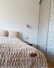 Puffy prekrivač za bračni krevet 