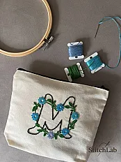 Ručno vezeni neseser 