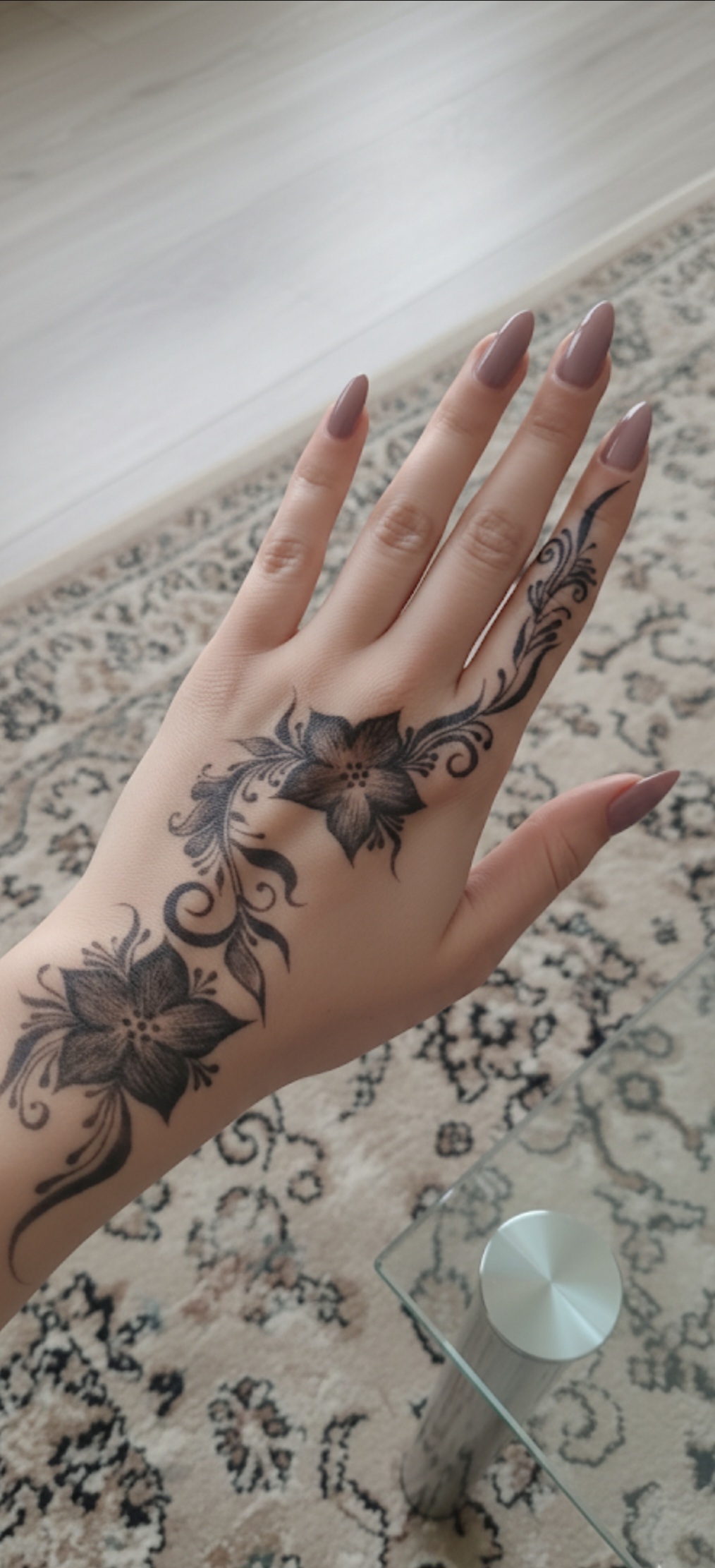 Henna art - Botanical floral pattern — slika 1