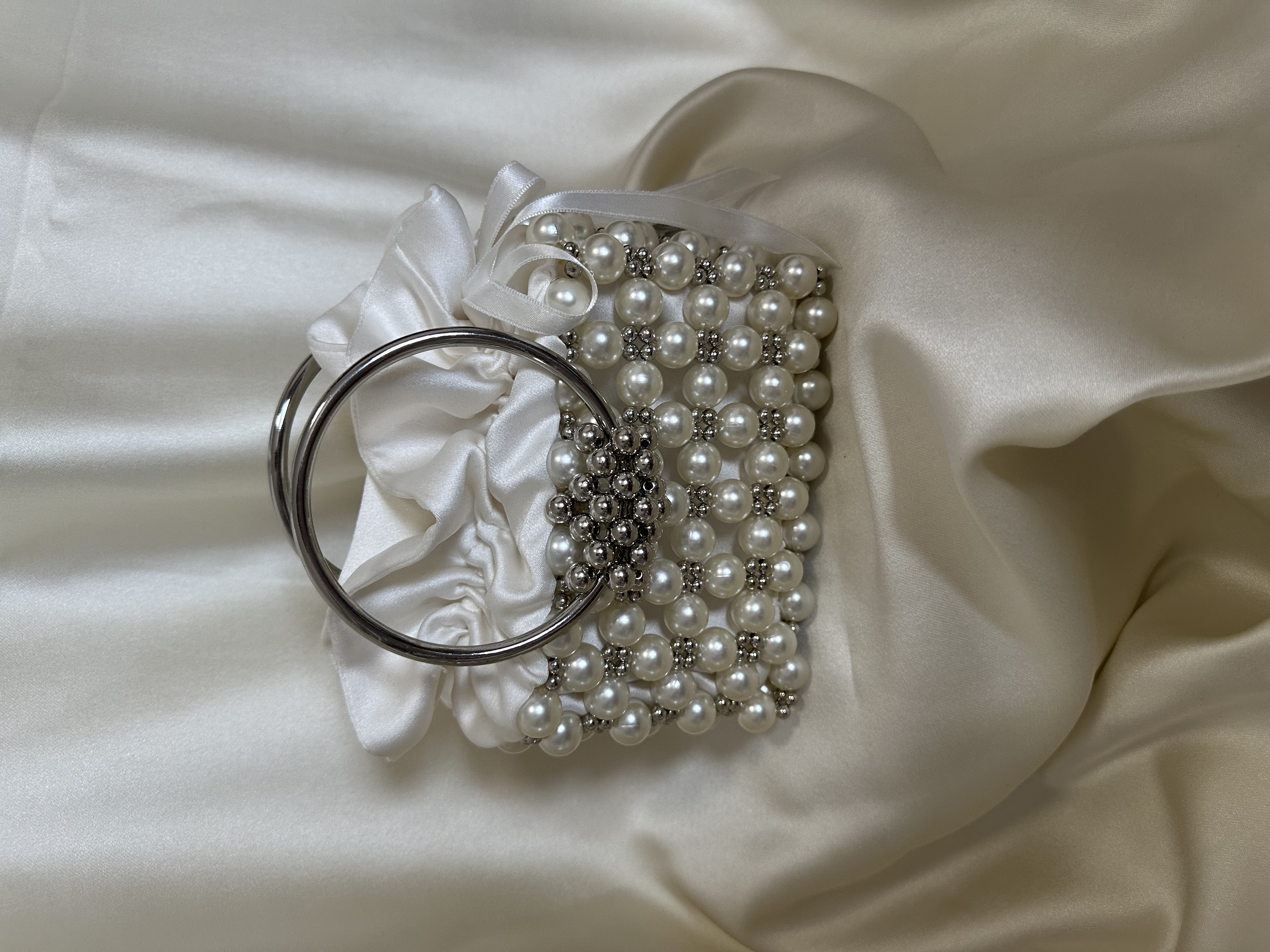 Luna Pearl — slika 1