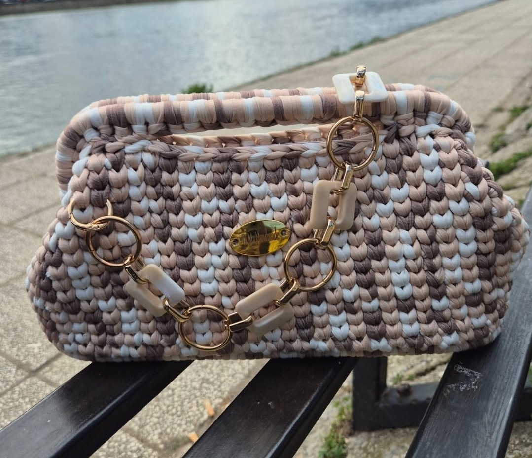 Idealan modni detalj — slika 1