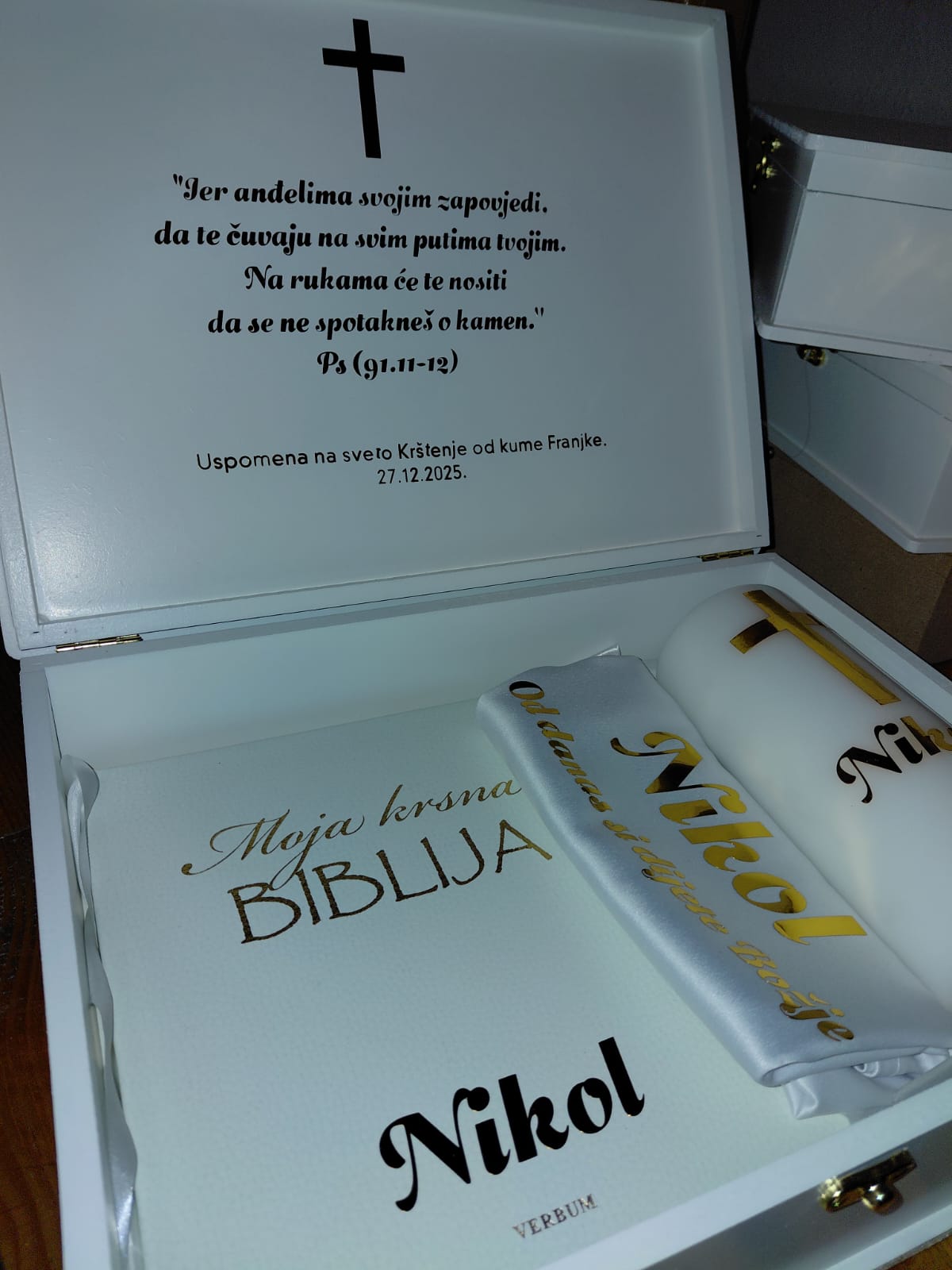 Krsne kutije — slika 2