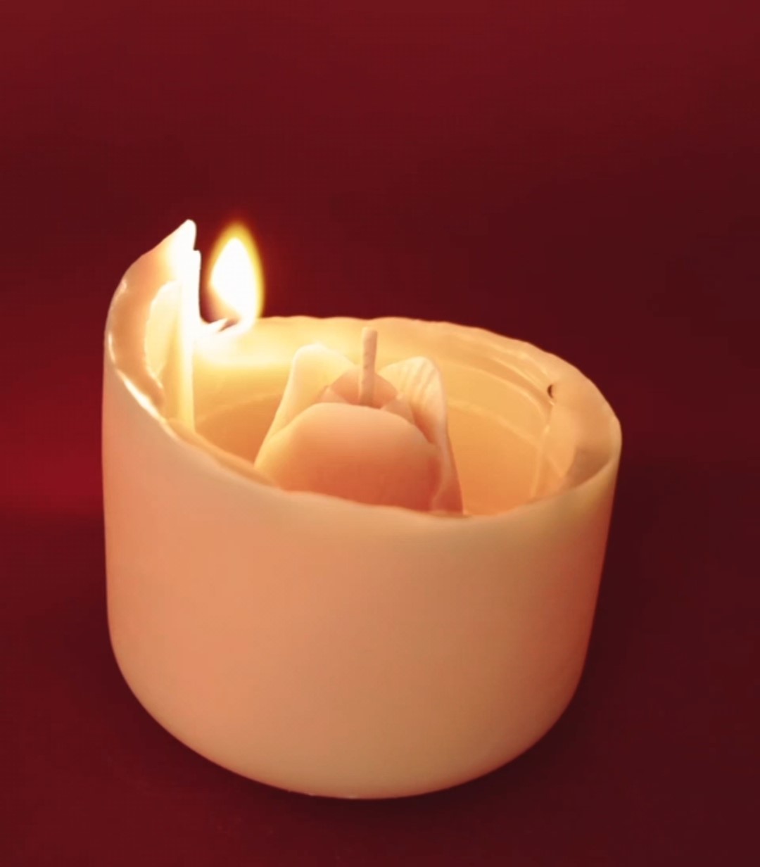 Hidden Tulip Candle — slika 2