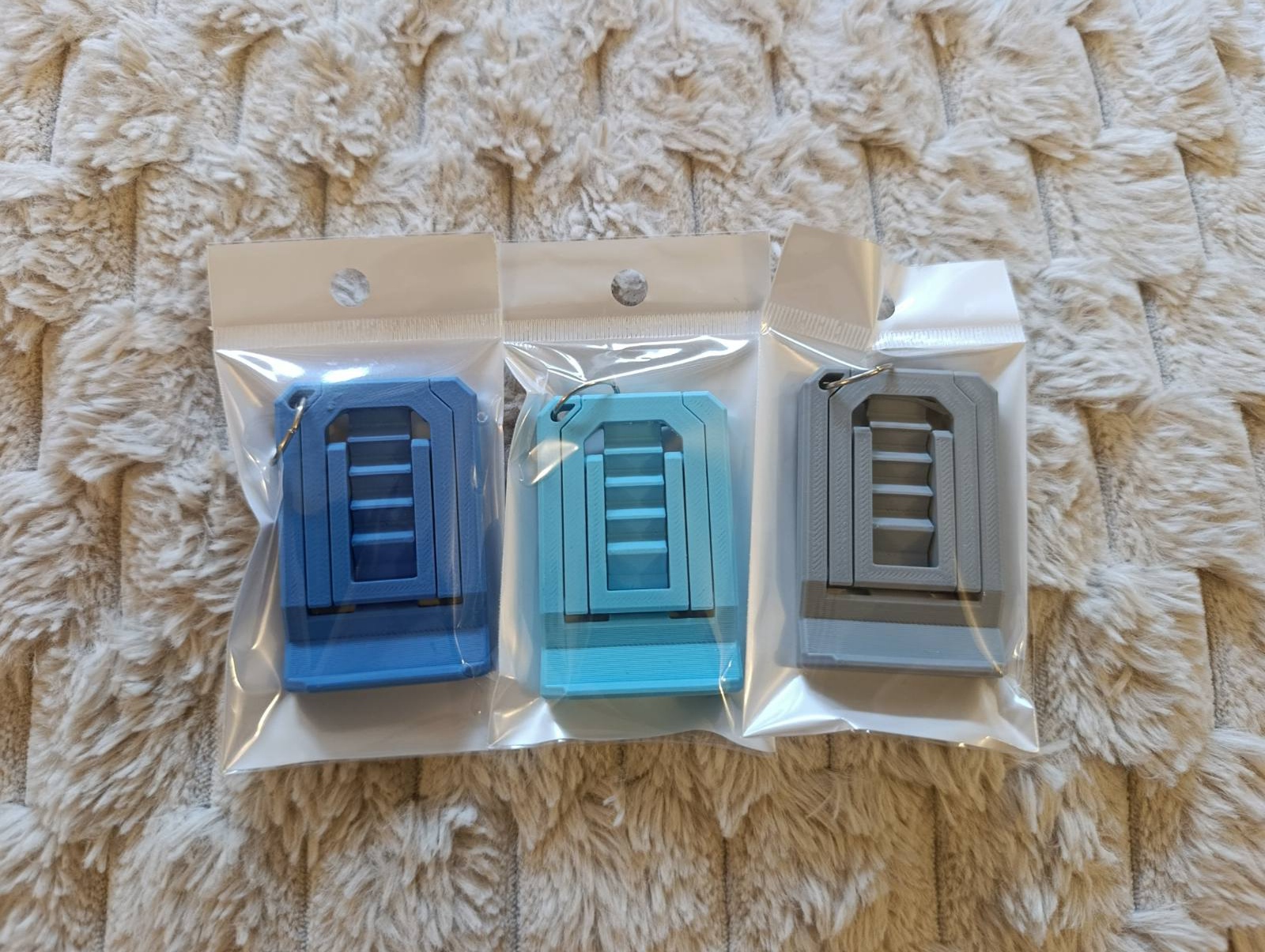 3D stalak za telefon  — slika 3